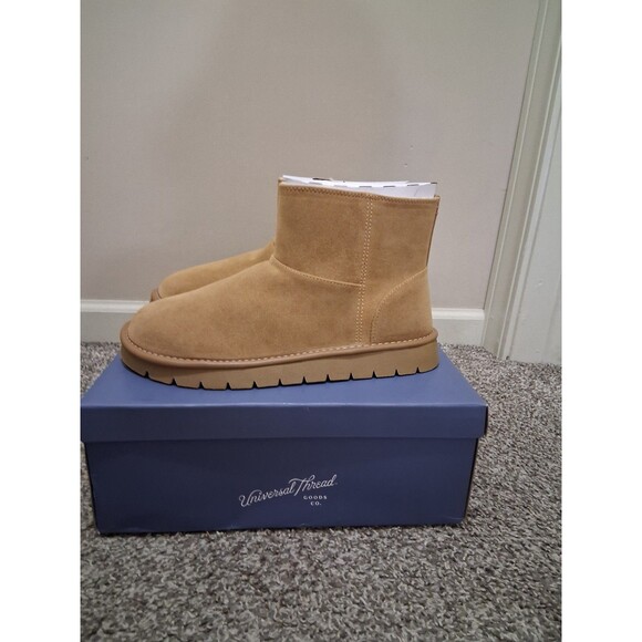 NEW in Box Universal Thread Memory Foam May Boots, Size 8 - Picture 2 of 5